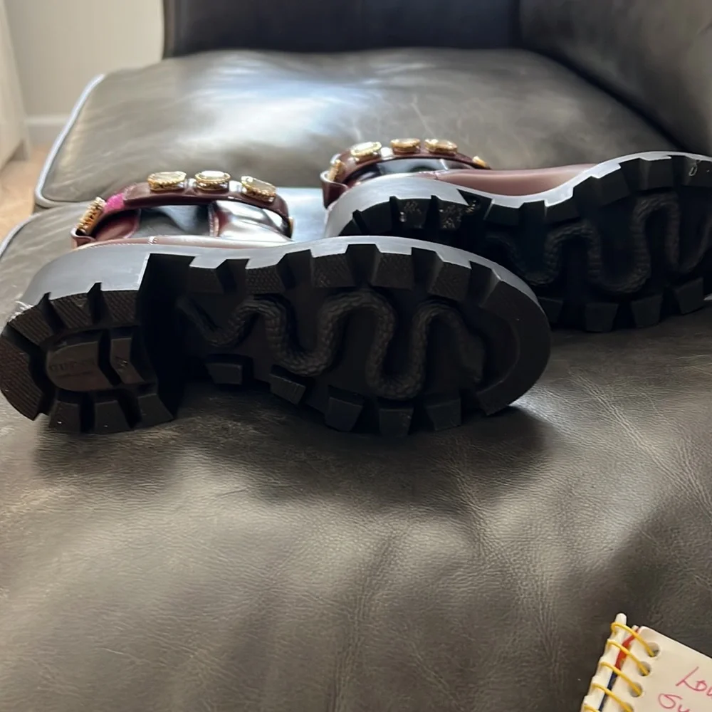 Authentic Gucci booties - Picture 5 of 8